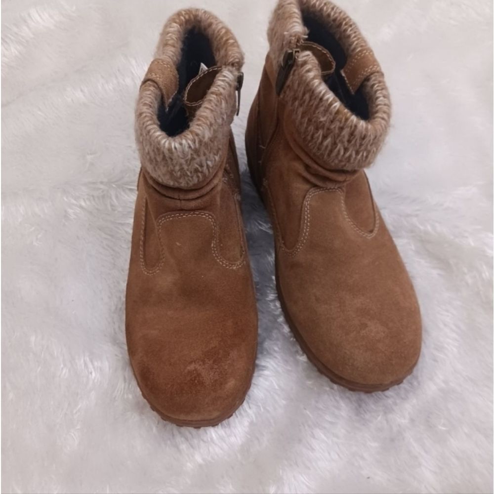 Khombu Laura All-Season Bootie, Chestnut size 8M